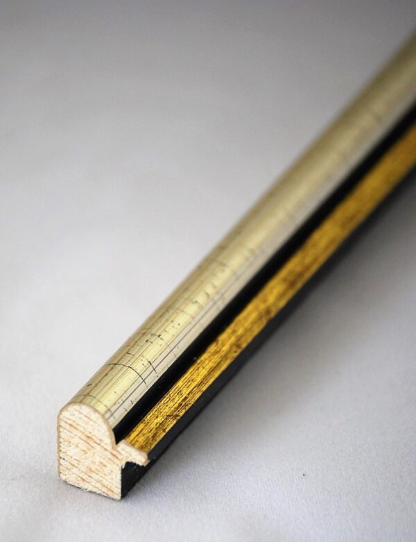 Rama Drewniana Srebrna ze Złotym Paskiem – Dwukolorowy Prestiż – Seria 060sc