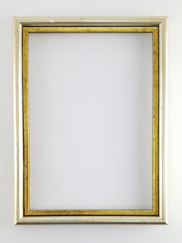 Rama Drewniana Srebrna ze Złotym Paskiem – Dwukolorowy Prestiż – Seria 060sc