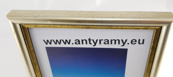 Rama Drewniana Srebrna ze Złotym Paskiem – Dwukolorowy Prestiż – Seria 060sc