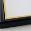 Rama Drewniana Czarna ze Złotym Paskiem – Klasyczna Elegancja – / Profil 060a/