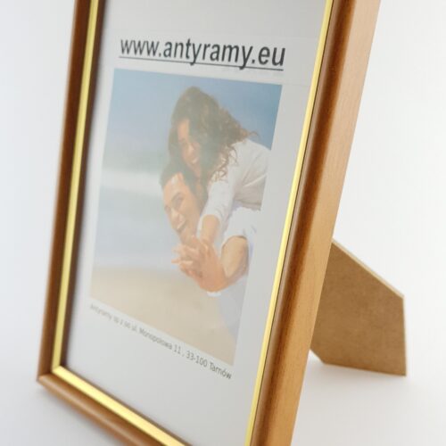 Rama Drewniana Jasny Brąz (Grusza) ze Złotym Paskiem – Słoneczna Elegancja – Seria 060GR