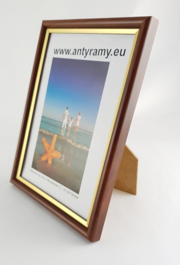 060mkd (4) Rama Drewniana Wiśnia ze Złotym Paskiem – Ciepła Klasyka – Seria 060MKD