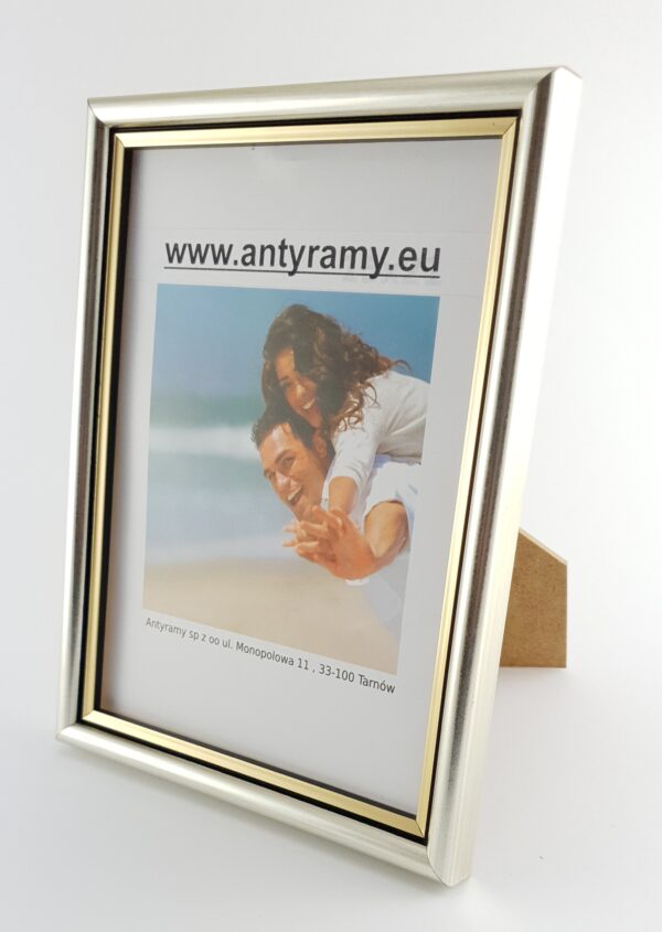 Rama Drewniana Srebrna Satynowa – Nowoczesny Blask – Seria 060sck