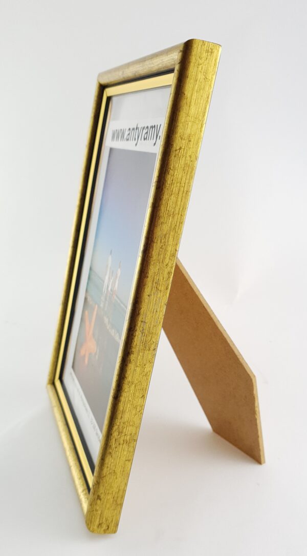 060zp (3) Rama Drewniana Stare Złoto ze Złotym Paskiem – Antyczny Szyk – Seria 060ZP