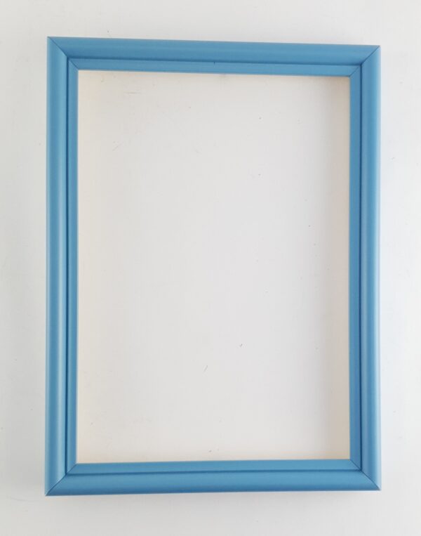 095n (7) Rama Drewniana Błękitna – Pastelowa Świeżość – Seria 059 N
