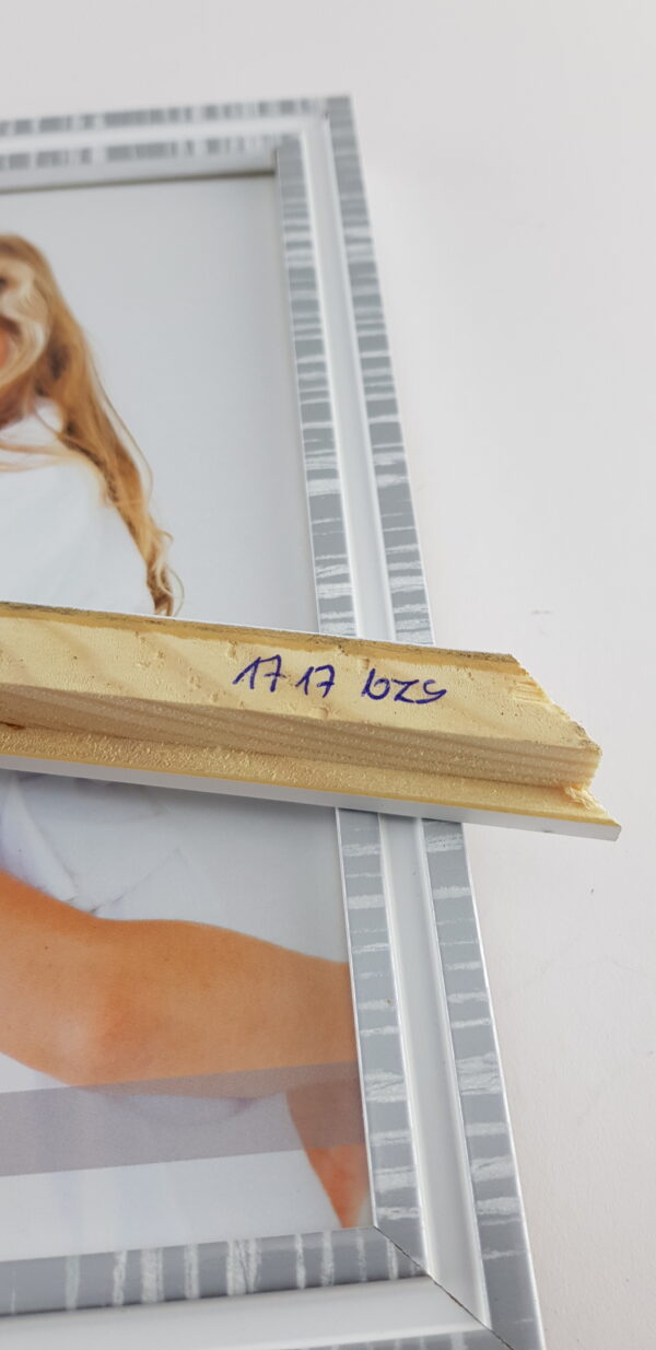 20200321_161441 Rama Drewniana Biała ze Srebrną Strukturą – Nowoczesna Świeżość-1717 BZS