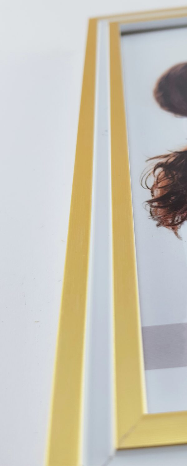 20200321_201649 Rama Drewniana Biała ze Złotem – Nowoczesna Elegancja-1717 BZ