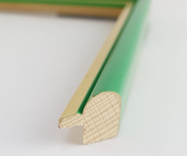 20200721_214536 Rama Drewniana Zielona ze Złotym Paskiem – Energetyczna Elegancja – Seria 059 ZP