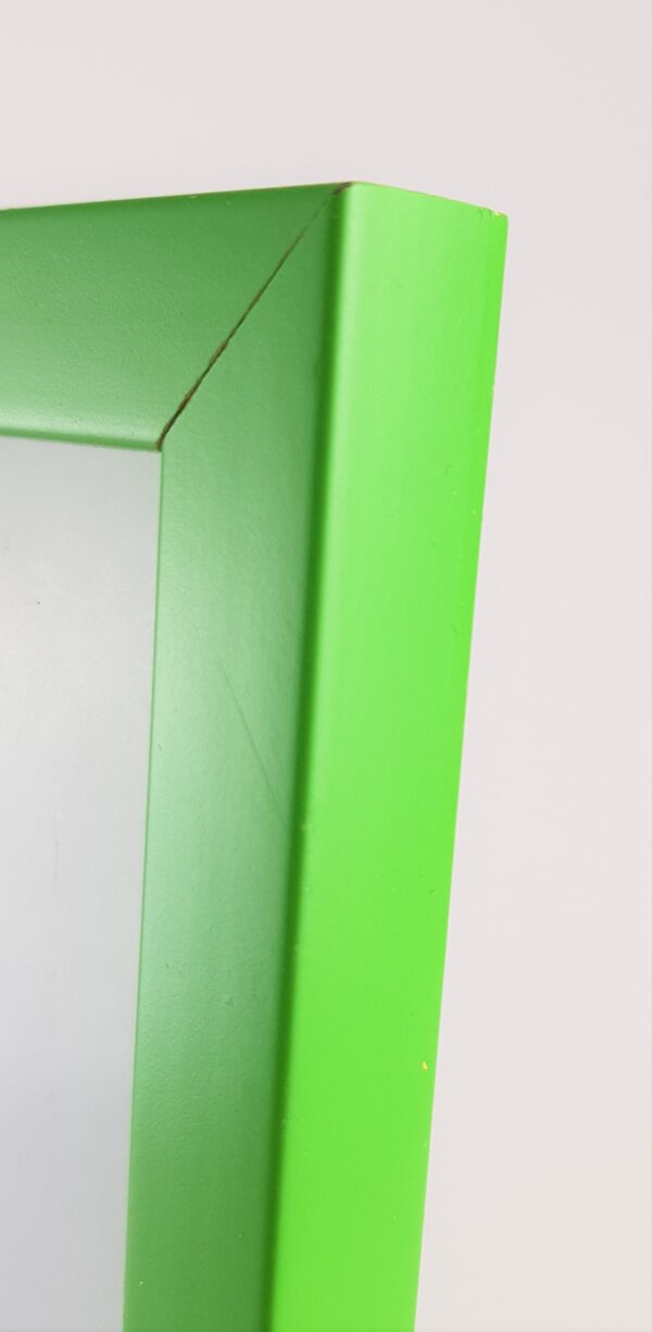 Rama Zielony Mat – Soczysta Zieleń – Profil Minimalistyczny 15 mm /7214 JZ/