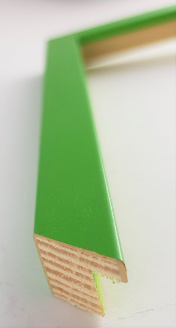 Rama Zielony Mat – Soczysta Zieleń – Profil Minimalistyczny 15 mm /7214 JZ/