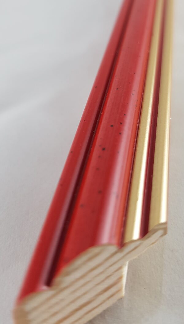 915ck (2) Rama Drewniana Czerwona ze Złotym Detalem – Klasyczna Energia – Seria 915 /CK/