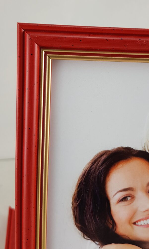 915ck (4) Rama Drewniana Czerwona ze Złotym Detalem – Klasyczna Energia – Seria 915 /CK/