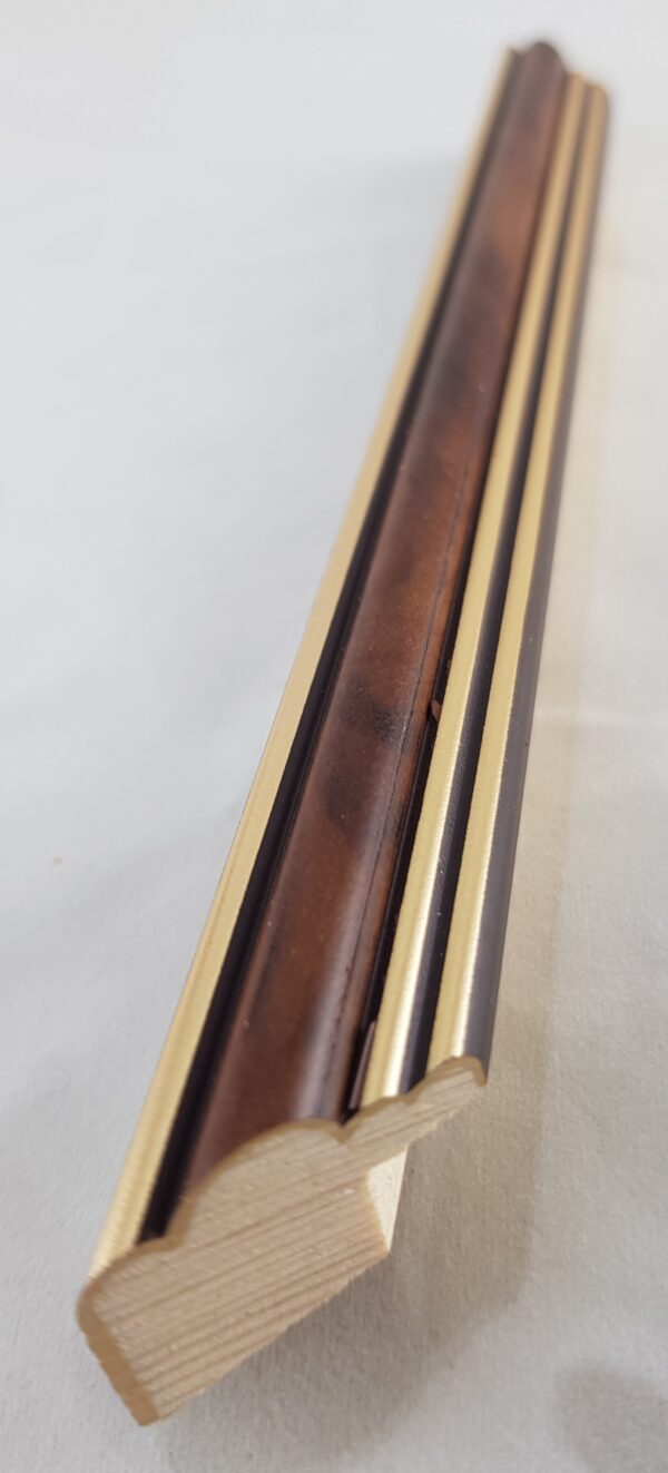 Rama Drewniana Ciemny Brąz z Podwójnym Złotem – Klasyczna Elegancja – Seria 915 /M/