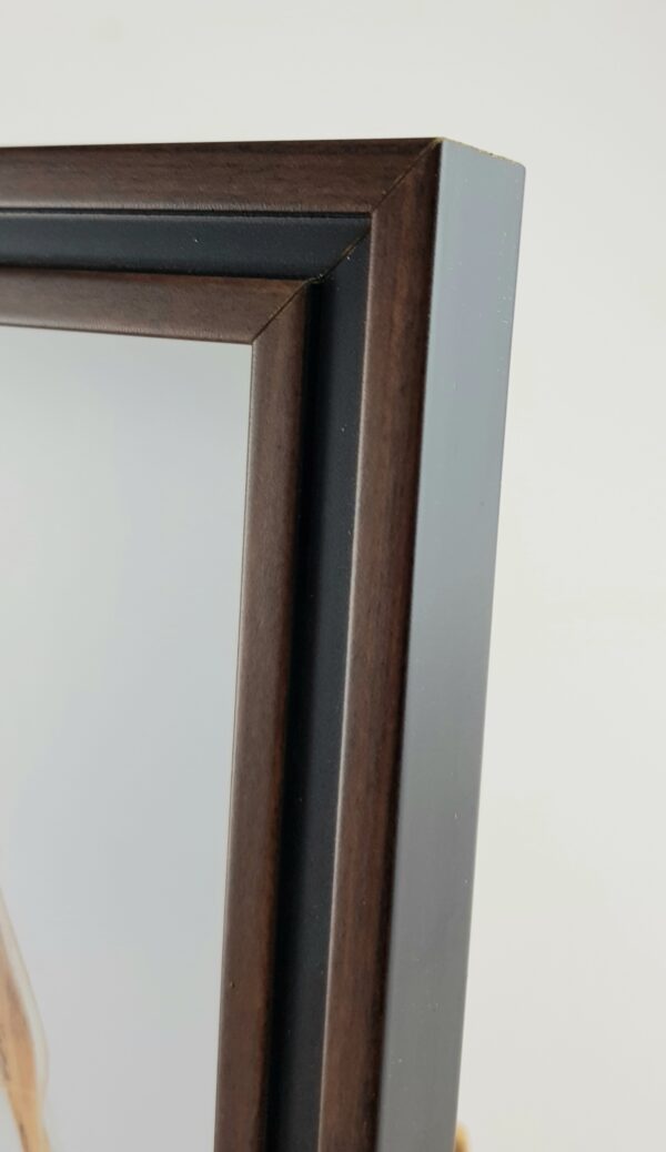 Rama Drewniana Ciemny Orzech z Czarnym Detalem – Nowoczesna Klasyka-1717 GOR