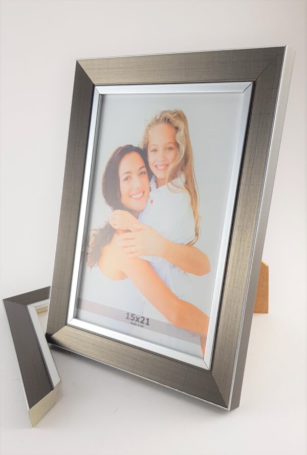 Rama Foto Stalowy Antracyt ze Srebrną Wstawką – Seria Gloria