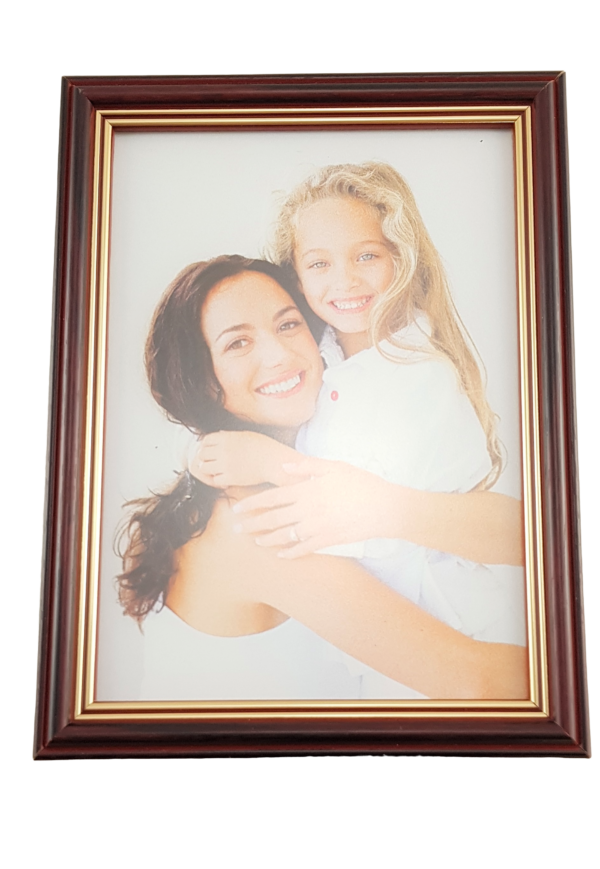 ramkafoto915 mhm (1) Rama Drewniana Ciemny Mahoń z Podwójnym Złotem – Klasyczny Prestiż – Seria 915 /MHM/