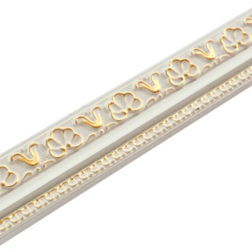 116B Rama Drewniana Bogato Zdobiona – Biała ze Złotem – Seria 116 B